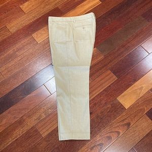 NWOT Gap cropped tan pants size 10